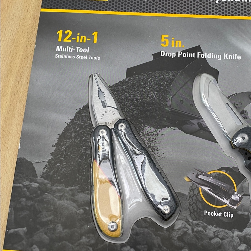 NIP CAT 3 pc. Multi-tool, knife and Mini Keychain Multi-tool with LED Light - Picture 3 of 9